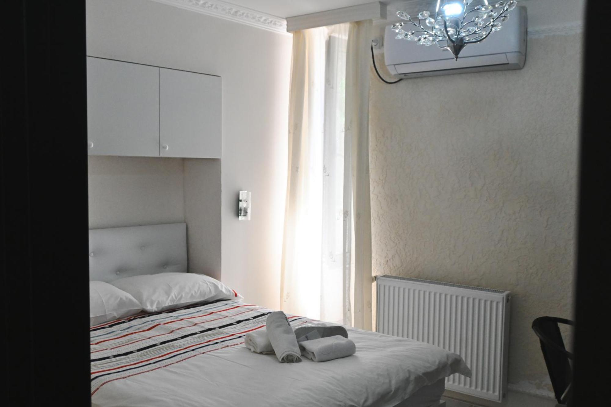 Jerusalem Hotel Кутаиси Экстерьер фото